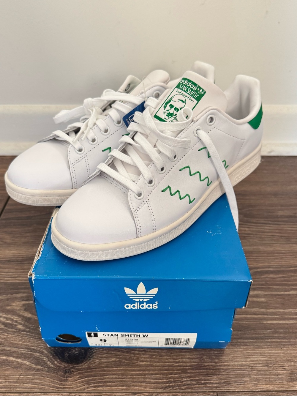 NEW adidas Stan Smith'Zigzag' White and Green Leather Shoe 9W